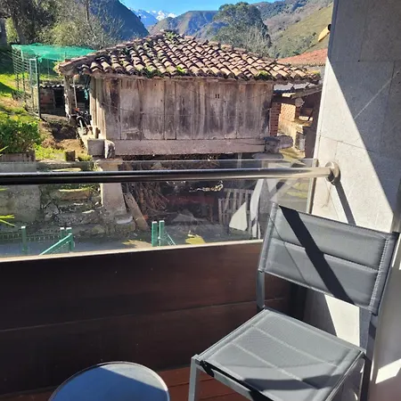 Nyaraló Llanes Meré