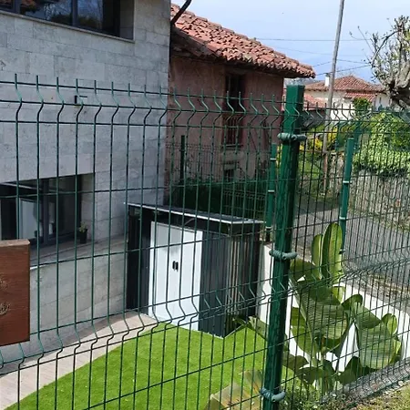 Nyaraló Llanes Meré